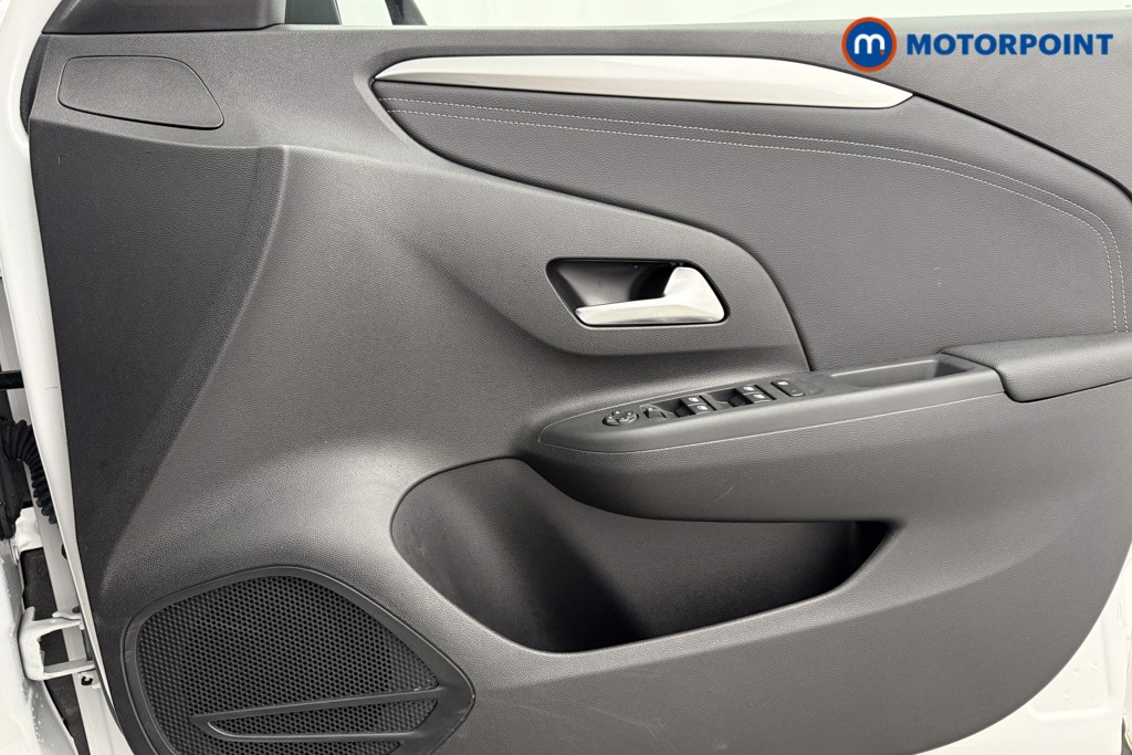 Vauxhall Corsa GS Manual Petrol Hatchback - Stock Number (1600838) - 14th supplementary image