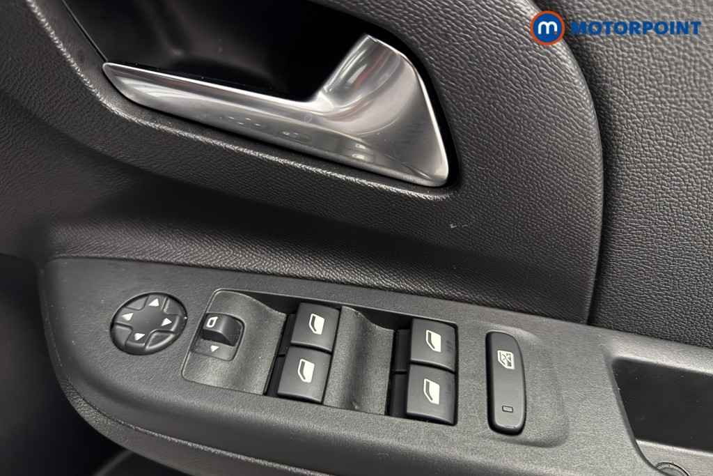 Vauxhall Corsa GS Manual Petrol Hatchback - Stock Number (1600879) - 18th supplementary image