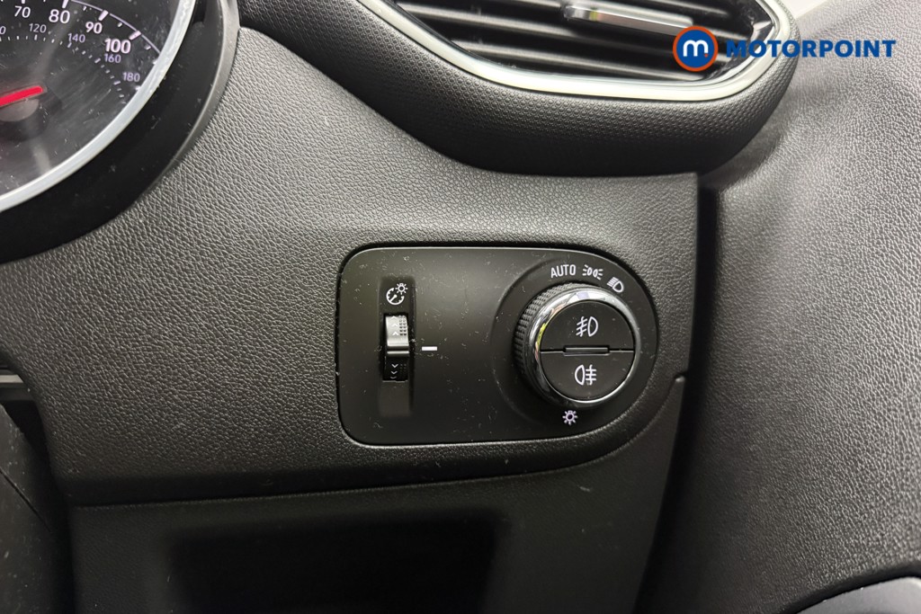 Vauxhall Crossland Ultimate Automatic Petrol SUV - Stock Number (1600953) - 17th supplementary image