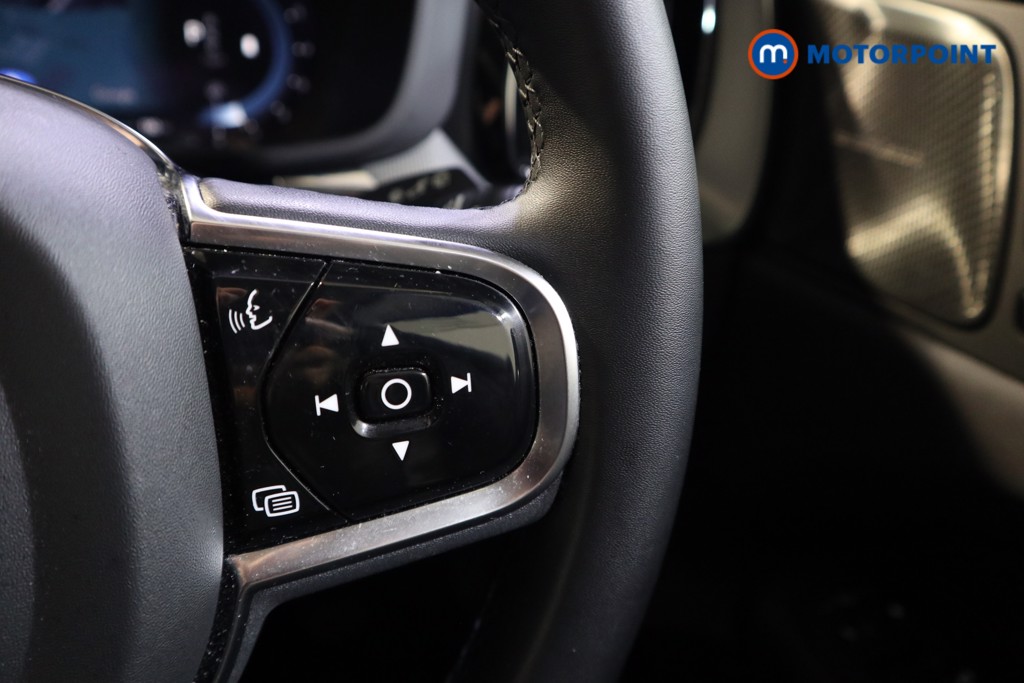 Volvo Xc60 Plus Automatic Petrol SUV - Stock Number (1600998) - 4th supplementary image