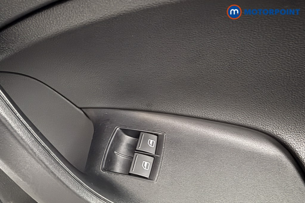 Seat Ibiza SOL Manual Petrol Coupe - Stock Number (1601186) - 16th supplementary image