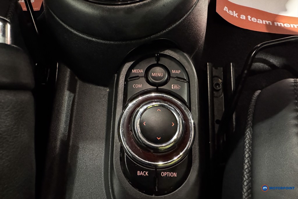 Mini Convertible Cooper Exclusive Automatic Petrol Convertible - Stock Number (1601278) - 12th supplementary image