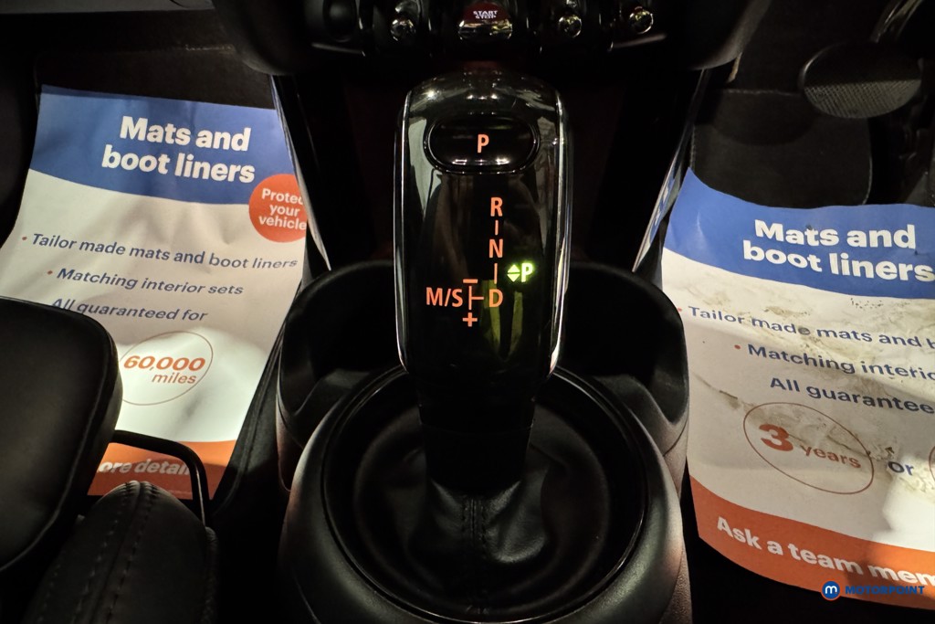 Mini Convertible Cooper Exclusive Automatic Petrol Convertible - Stock Number (1601278) - 13th supplementary image