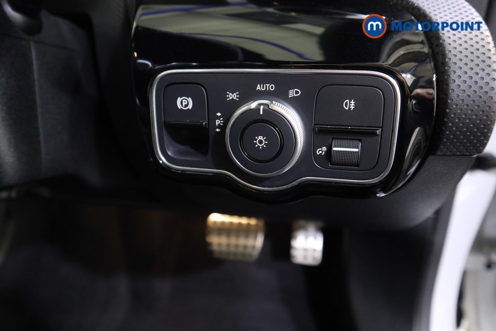 Mercedes-Benz A Class Amg Line Premium Plus Night Edition Automatic Petrol Plug-In Hybrid Saloon - Stock Number (1601388) - 10th supplementary image