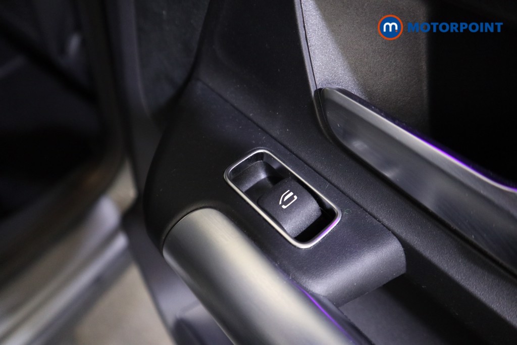 Mercedes-Benz GLA Amg Line Automatic Petrol SUV - Stock Number (1601392) - 18th supplementary image