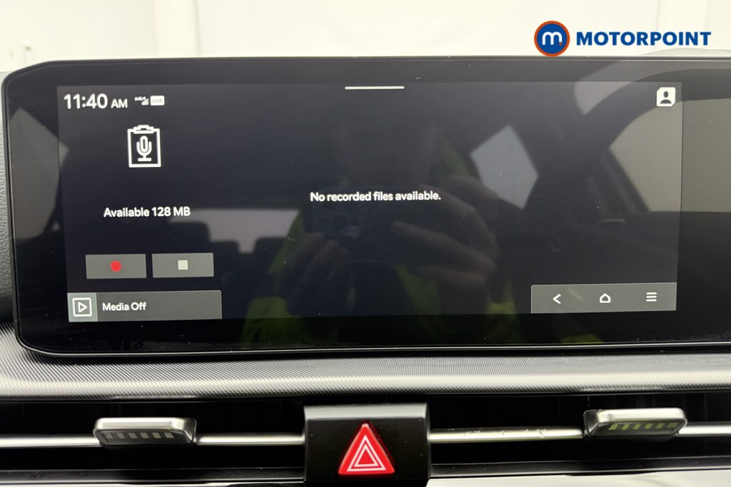 KIA Sportage Pure Automatic Petrol-Electric Hybrid SUV - Stock Number (1601535) - 27th supplementary image