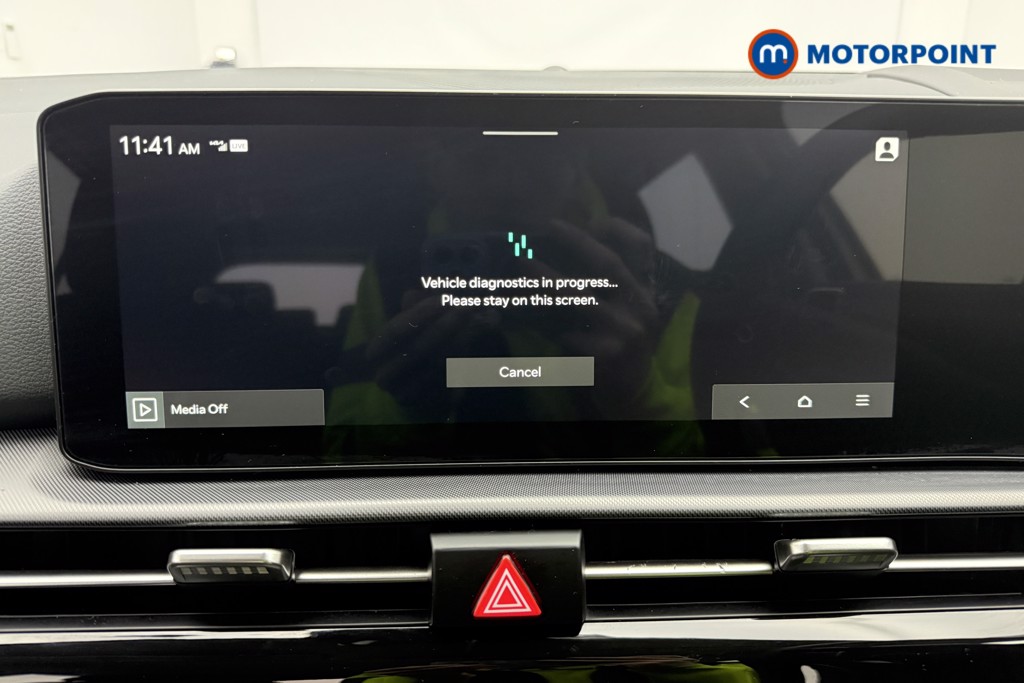 KIA Sportage Pure Automatic Petrol-Electric Hybrid SUV - Stock Number (1601535) - 30th supplementary image