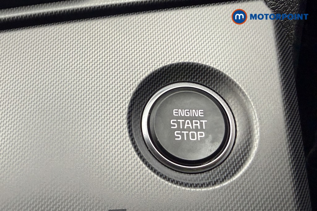 KIA Sportage Pure Automatic Petrol-Electric Hybrid SUV - Stock Number (1601535) - 38th supplementary image