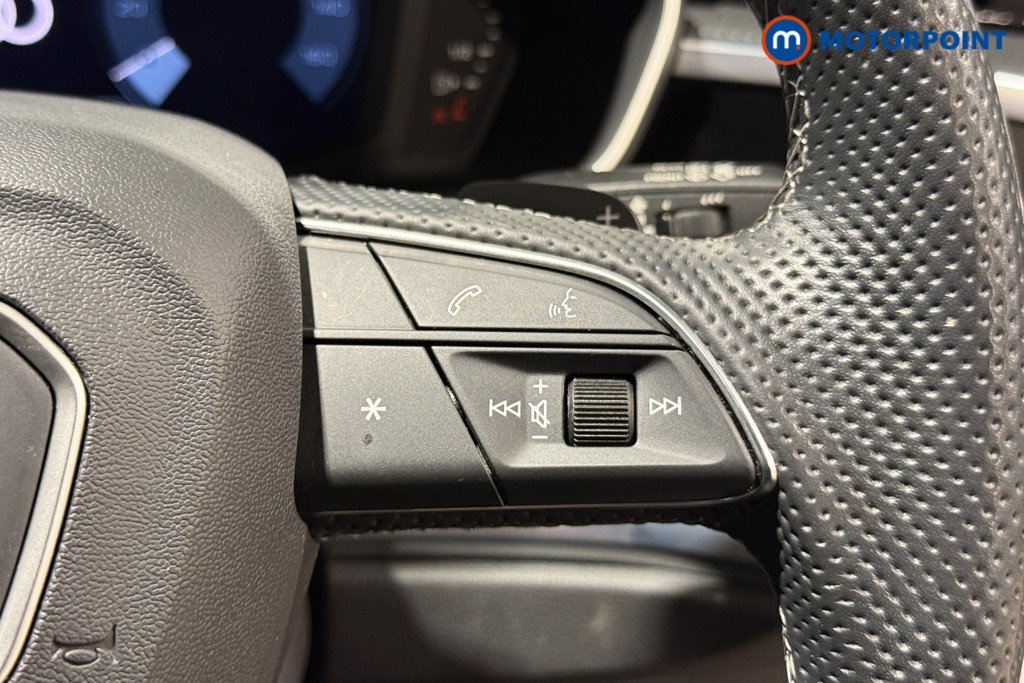 Audi Q3 Black Edition Automatic Diesel SUV - Stock Number (1601617) - 5th supplementary image