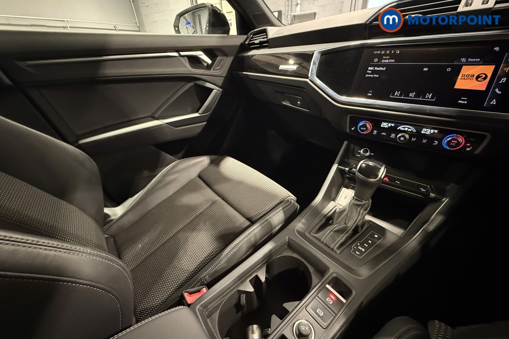Audi Q3 Black Edition Automatic Diesel SUV - Stock Number (1601617) - 15th supplementary image