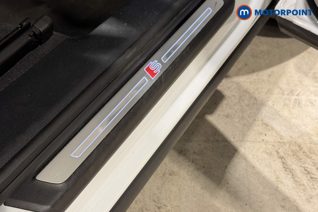 Audi Q3 Black Edition Automatic Diesel SUV - Stock Number (1601617) - 24th supplementary image