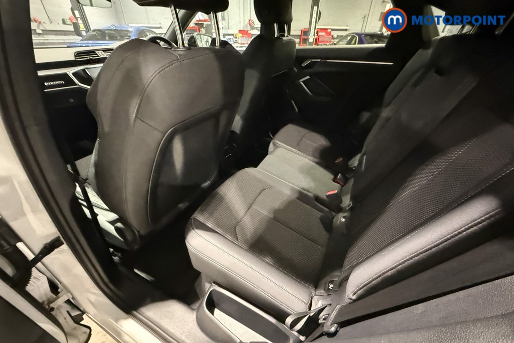 Audi Q3 Black Edition Automatic Diesel SUV - Stock Number (1601617) - 32nd supplementary image