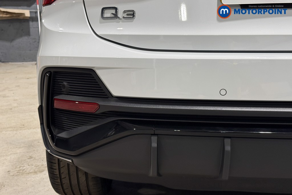 Audi Q3 Black Edition Automatic Diesel SUV - Stock Number (1601617) - 39th supplementary image