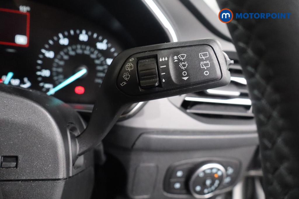 Ford Focus Titanium Manual Petrol Hatchback - Stock Number (1601641) - 12th supplementary image