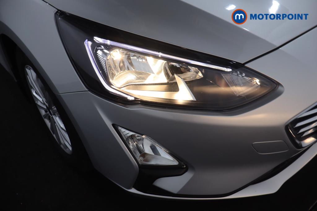 Ford Focus Titanium Manual Petrol Hatchback - Stock Number (1601641) - 21st supplementary image
