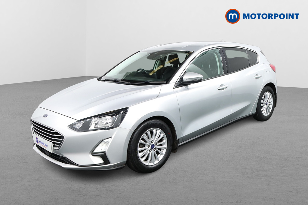 Ford Focus Titanium Manual Petrol Hatchback - Stock Number (1601641) - Passenger side front corner