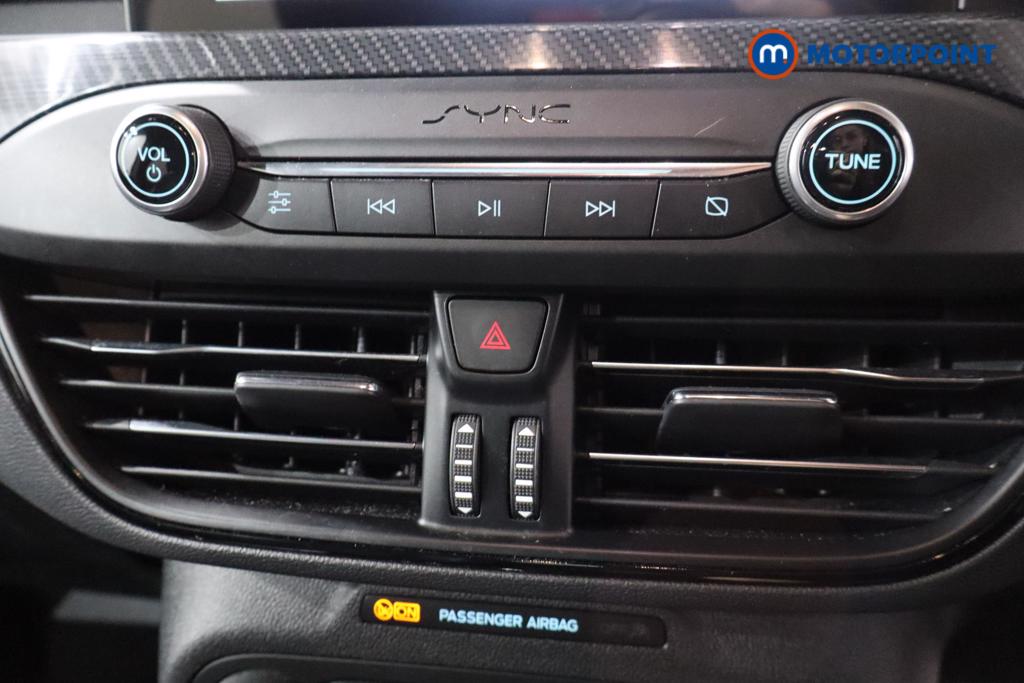 Ford Focus St-Line X Manual Petrol Hatchback - Stock Number (1601867) - 4th supplementary image