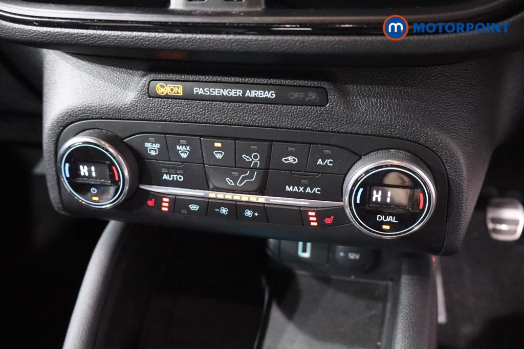 Ford Focus St-Line X Manual Petrol Hatchback - Stock Number (1601867) - 5th supplementary image