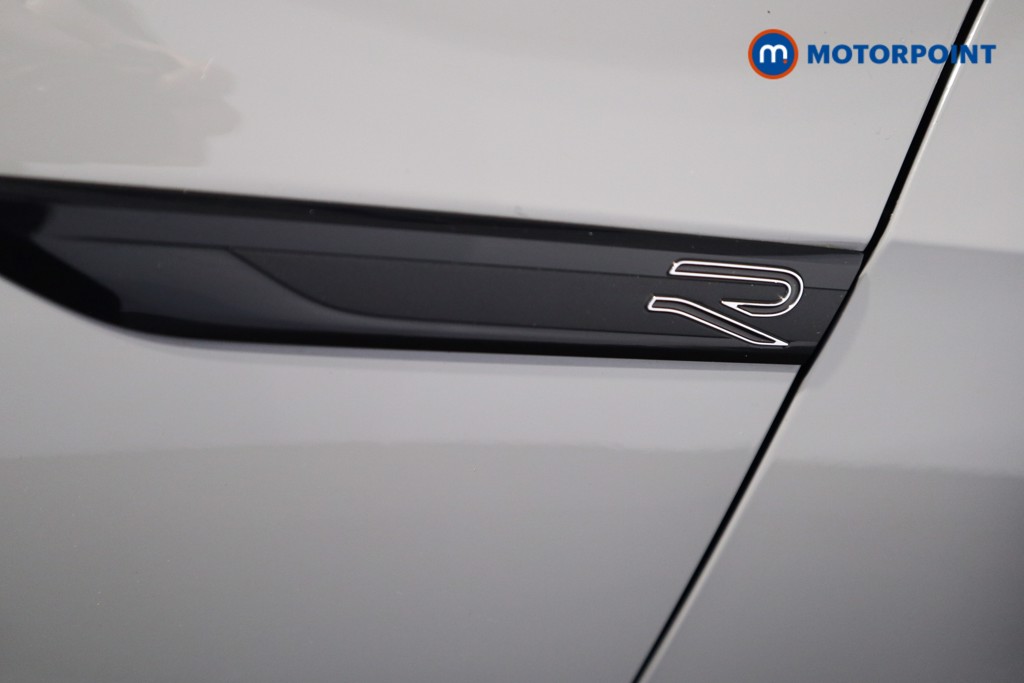 Volkswagen Golf R-Line Manual Petrol Hatchback - Stock Number (1601880) - 29th supplementary image