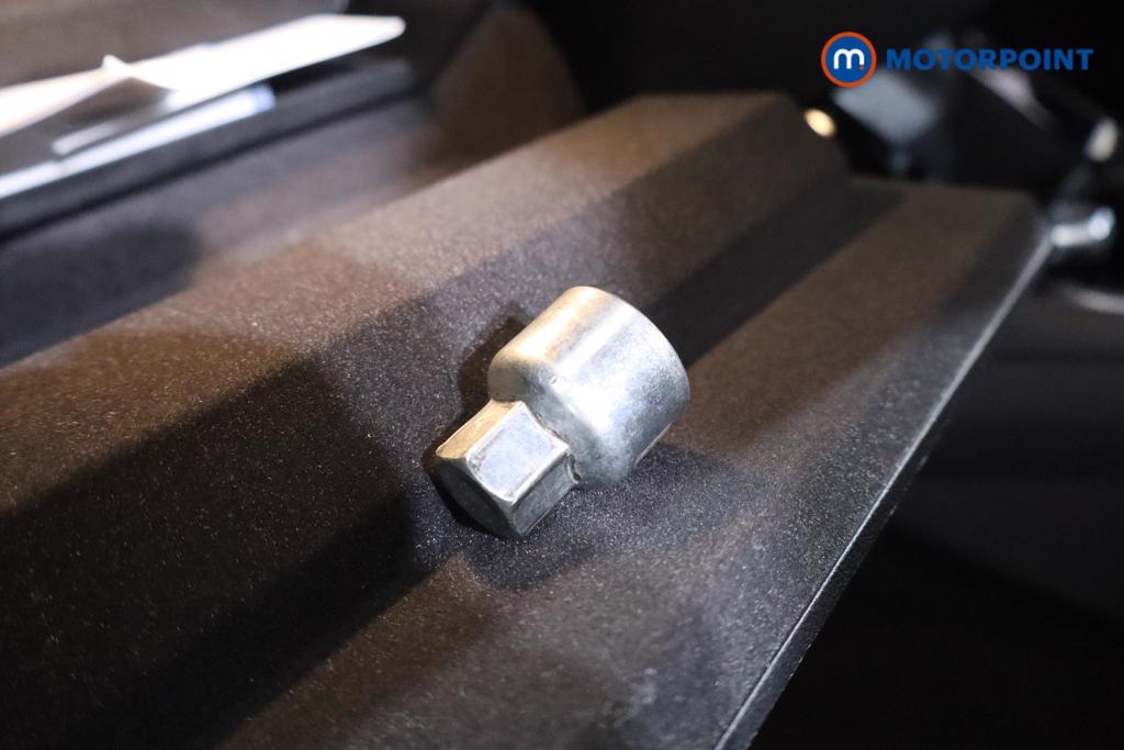 BMW 1 Series M135i Automatic Petrol Hatchback - Stock Number (1602102) - 14th supplementary image