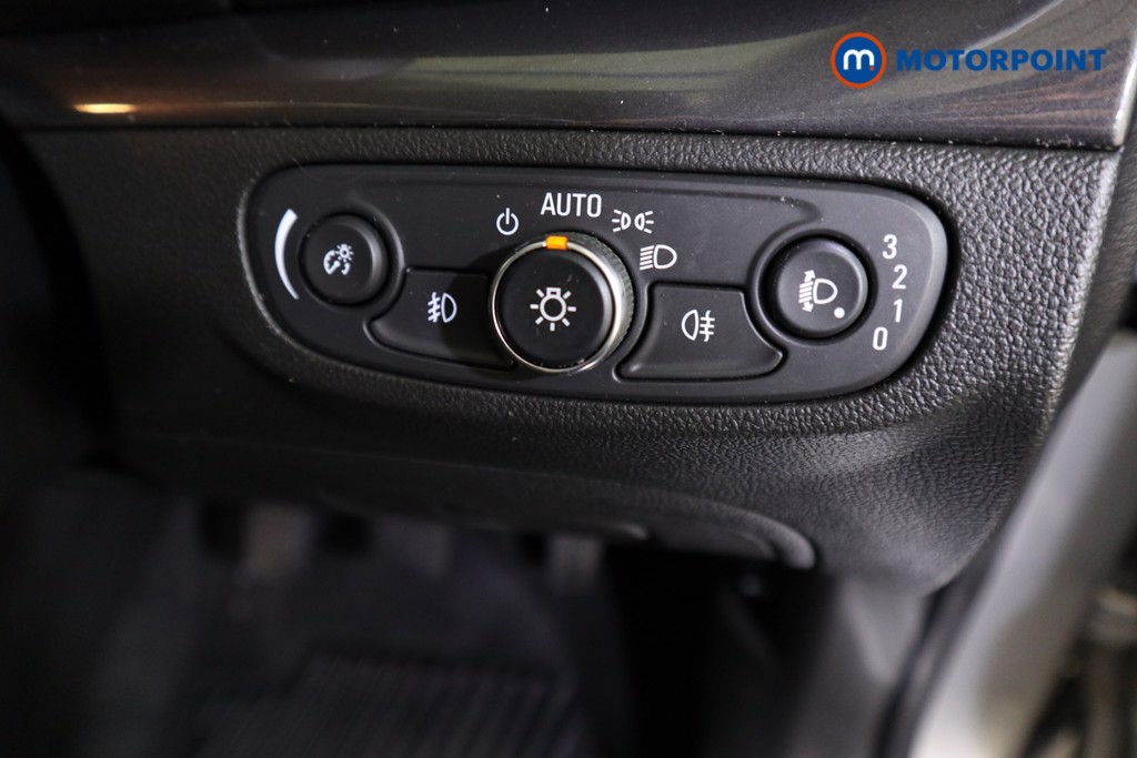 Vauxhall Mokka X Elite Nav Manual Petrol SUV - Stock Number (1602151) - 9th supplementary image