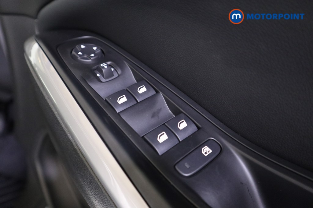 Vauxhall Grandland Ultimate Manual Petrol SUV - Stock Number (1602234) - 12th supplementary image