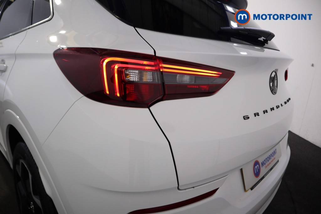 Vauxhall Grandland Ultimate Manual Petrol SUV - Stock Number (1602234) - 25th supplementary image
