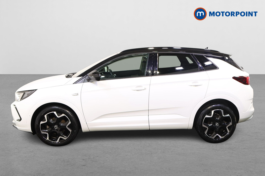 Vauxhall Grandland Ultimate Manual Petrol SUV - Stock Number (1602234) - Passenger side
