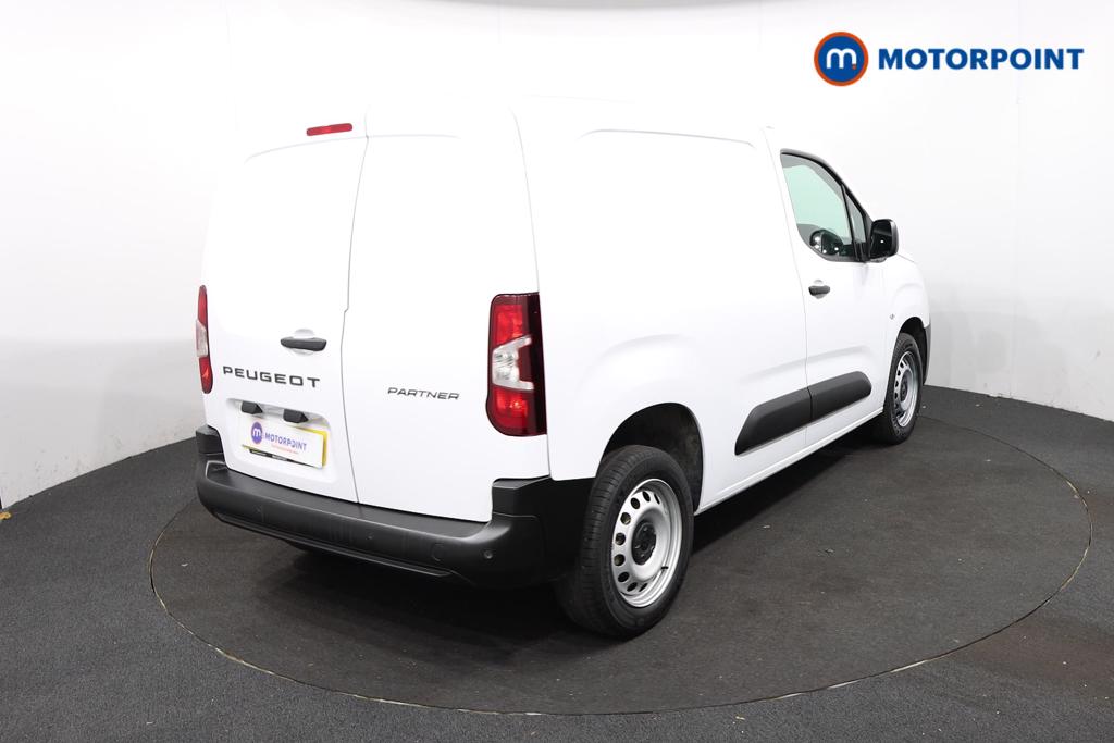 Peugeot Partner Professional Manual Diesel Panel Van - Stock Number (1602302) - Drivers side rear corner