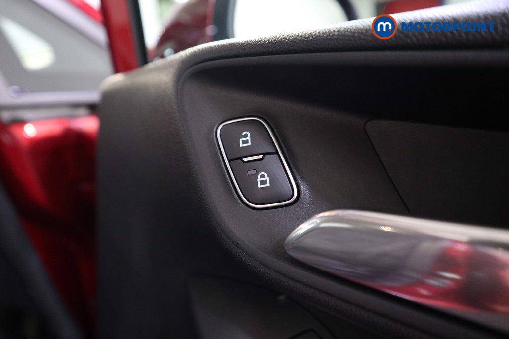 Ford Fiesta Titanium Manual Petrol Hatchback - Stock Number (1602362) - 13th supplementary image