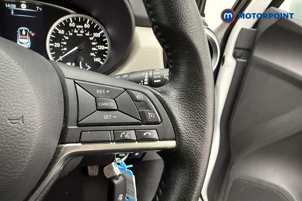 Nissan Micra N-Connecta Manual Petrol Hatchback - Stock Number (1602405) - 8th supplementary image