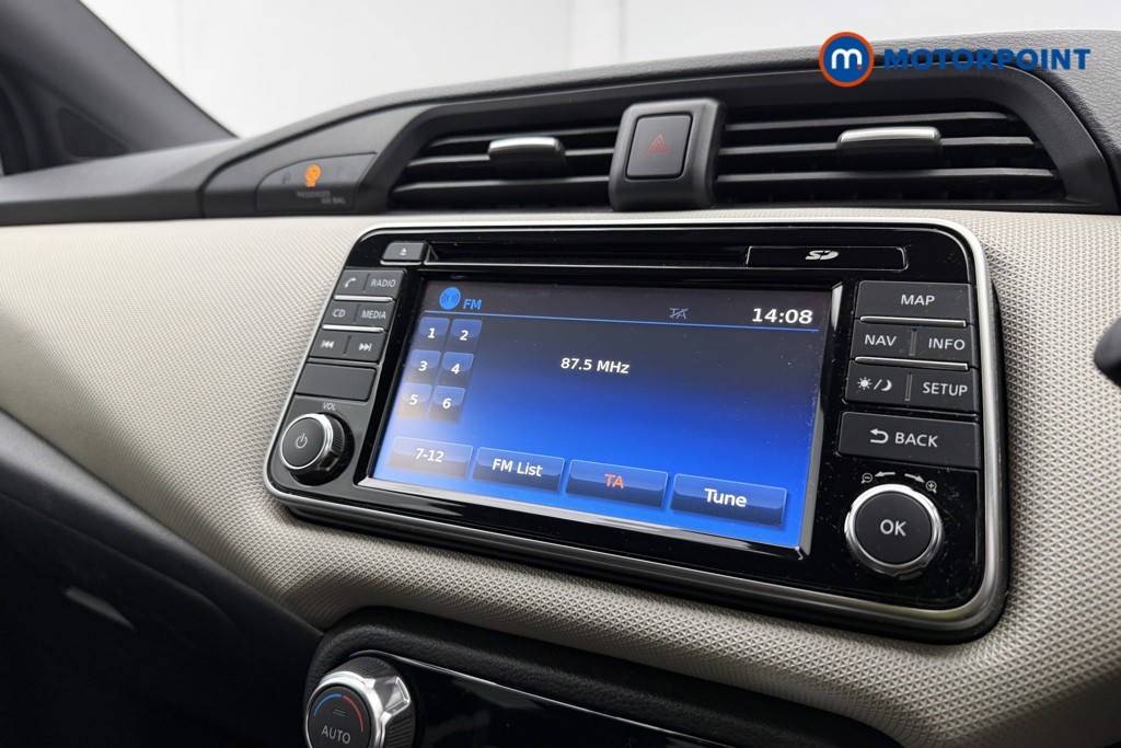 Nissan Micra N-Connecta Manual Petrol Hatchback - Stock Number (1602405) - 10th supplementary image