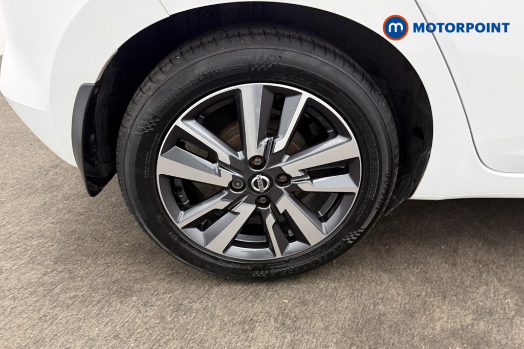 Nissan Micra N-Connecta Manual Petrol Hatchback - Stock Number (1602405) - 20th supplementary image