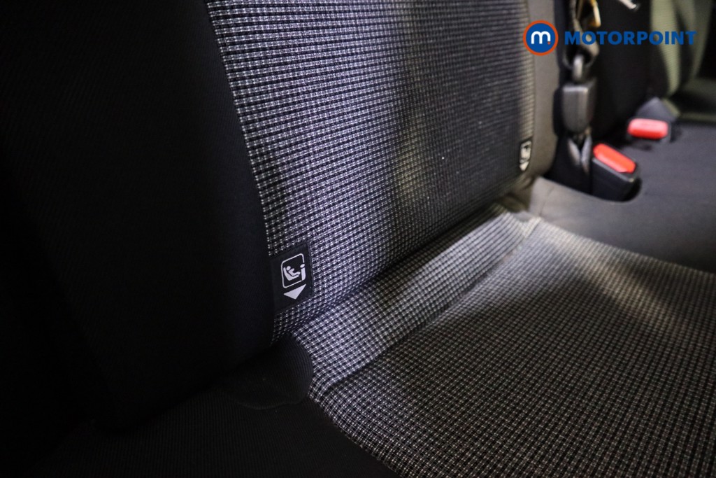 Toyota Yaris Y20 Automatic Petrol-Electric Hybrid Hatchback - Stock Number (1602417) - 17th supplementary image