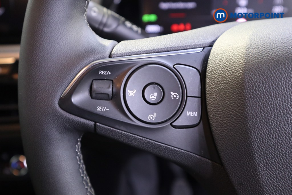 Vauxhall Grandland Ultimate Manual Petrol SUV - Stock Number (1602535) - 5th supplementary image