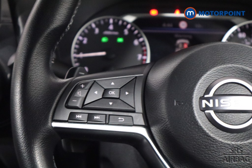 Nissan Juke N-Connecta Automatic Petrol SUV - Stock Number (1602727) - 7th supplementary image