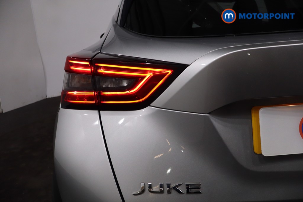 Nissan Juke N-Connecta Automatic Petrol SUV - Stock Number (1602727) - 26th supplementary image