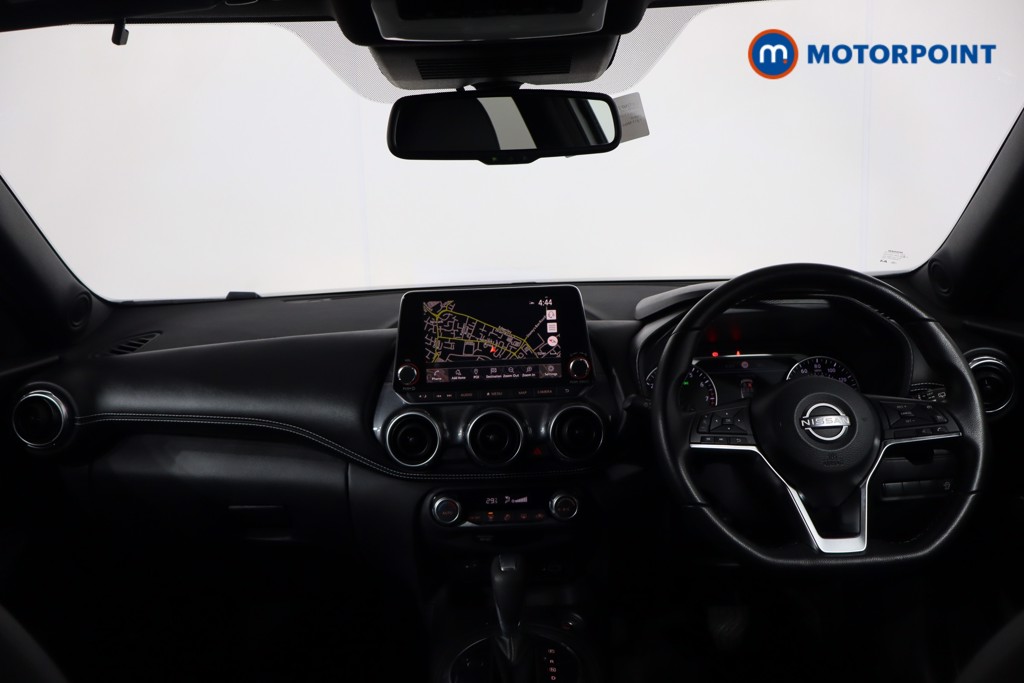 Nissan Juke N-Connecta Automatic Petrol SUV - Stock Number (1602727) - 1st supplementary image