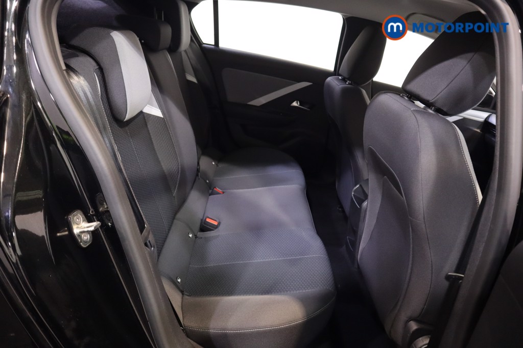 Vauxhall Astra Design Manual Petrol Hatchback - Stock Number (1602755) - 7th supplementary image