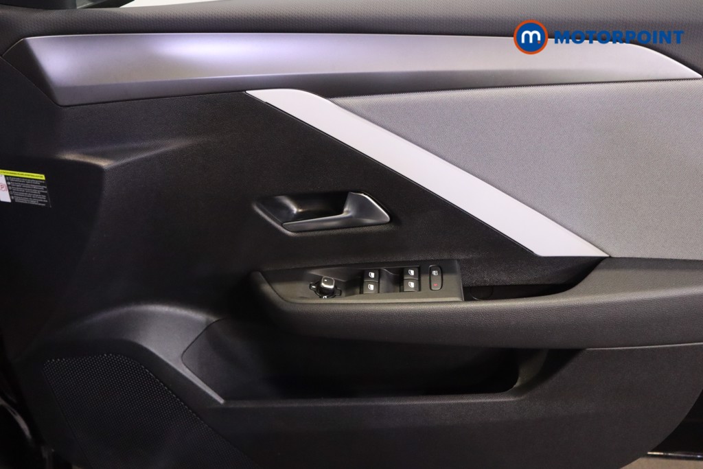 Vauxhall Astra Design Manual Petrol Hatchback - Stock Number (1602755) - 13th supplementary image