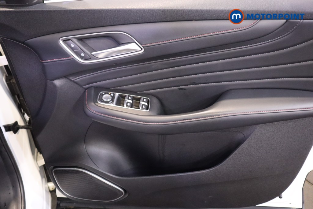 Mg Motor Uk HS Exclusive Manual Petrol SUV - Stock Number (1602761) - 13th supplementary image