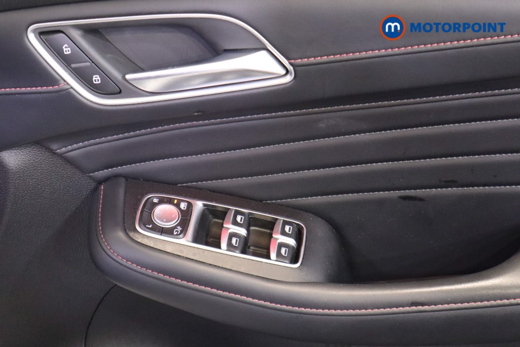 Mg Motor Uk HS Exclusive Manual Petrol SUV - Stock Number (1602761) - 14th supplementary image