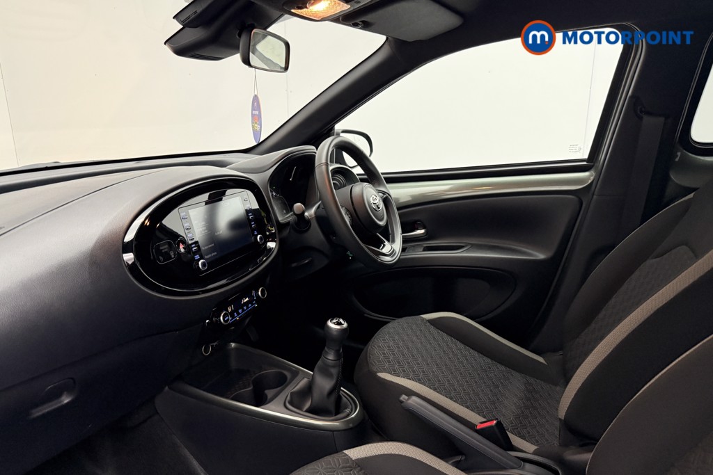 Toyota Aygo X Edge Manual Petrol Hatchback - Stock Number (1602887) - 4th supplementary image