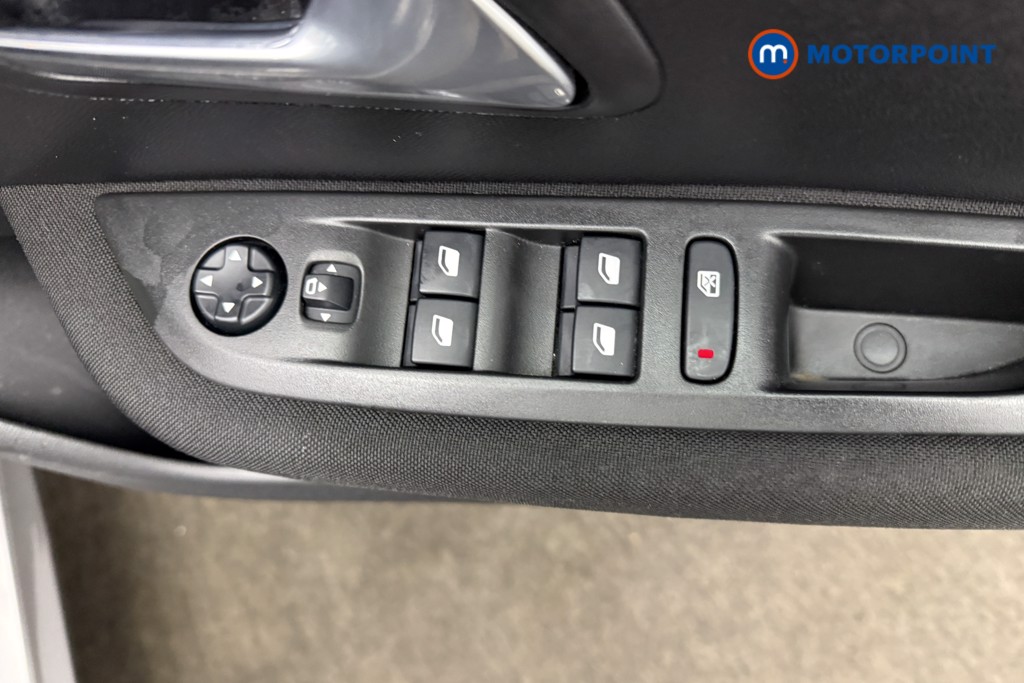 Peugeot 208 Active Premium Manual Petrol Hatchback - Stock Number (1602969) - 18th supplementary image