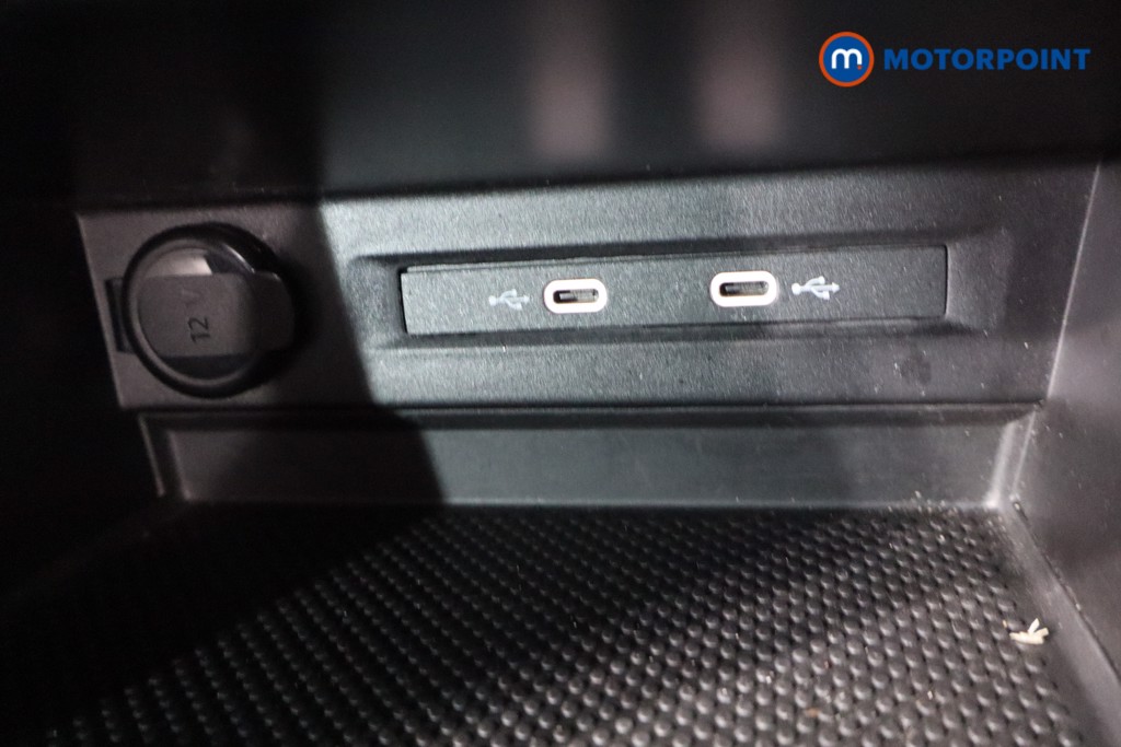 Volkswagen Tiguan R-Line Automatic Petrol Plug-In Hybrid SUV - Stock Number (1602974) - 18th supplementary image