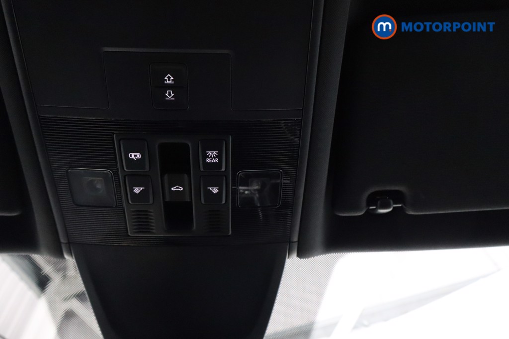 Volkswagen Tiguan R-Line Automatic Petrol Plug-In Hybrid SUV - Stock Number (1602974) - 21st supplementary image