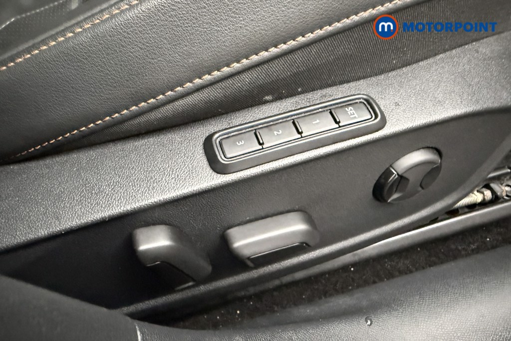 Cupra Formentor VZ2 Automatic Petrol Plug-In Hybrid SUV - Stock Number (1602994) - 18th supplementary image