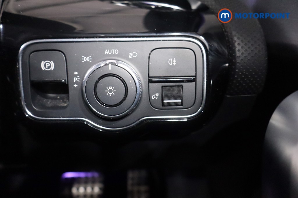 Mercedes-Benz A Class Exclusive Edition Automatic Petrol Hatchback - Stock Number (1603042) - 16th supplementary image