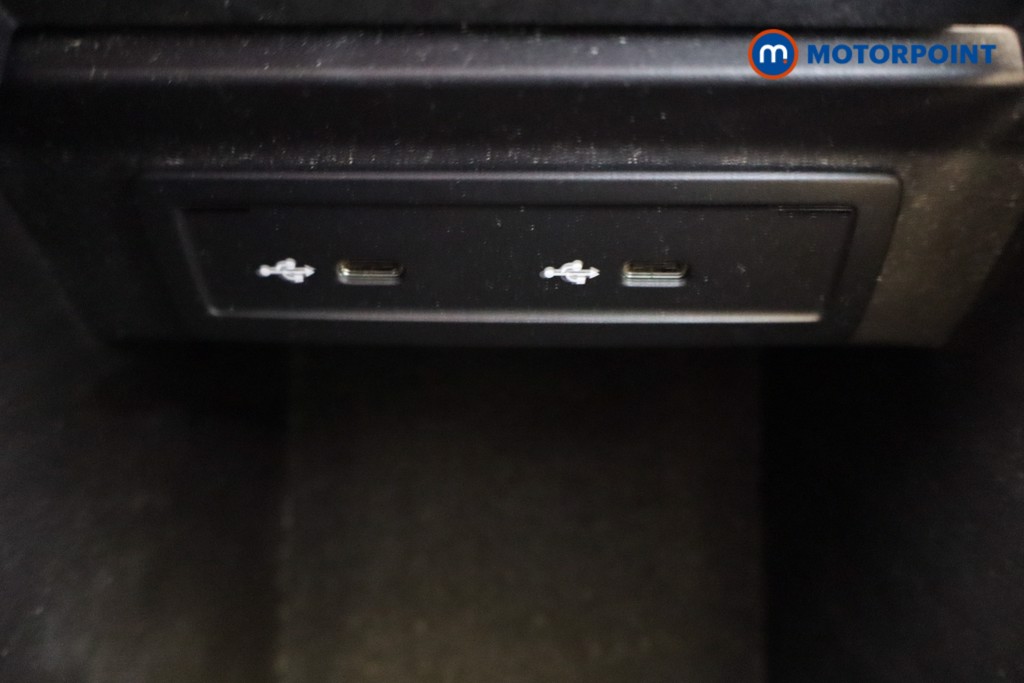 Mercedes-Benz A Class Exclusive Edition Automatic Petrol Hatchback - Stock Number (1603042) - 21st supplementary image