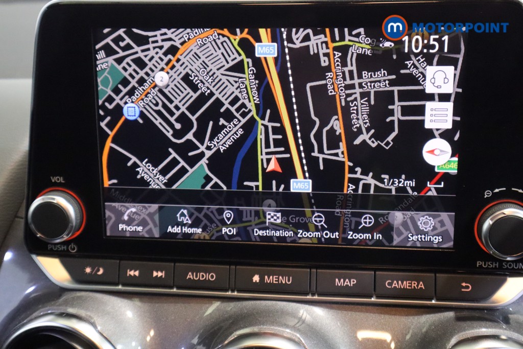 Nissan Juke N-Connecta Manual Petrol SUV - Stock Number (1603117) - 2nd supplementary image